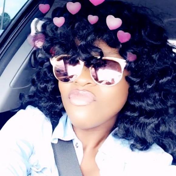 Meet your Posher, Mirna - Picture 1 of 1